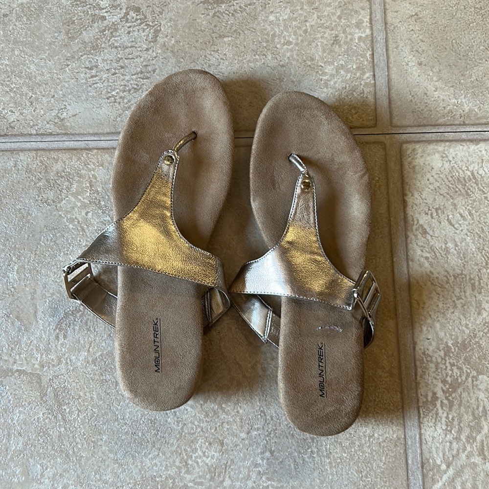 Mountrek, gold, heeled, size 10 shoes